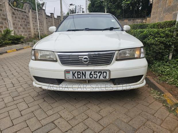 Nissan Bluebird 2002 White