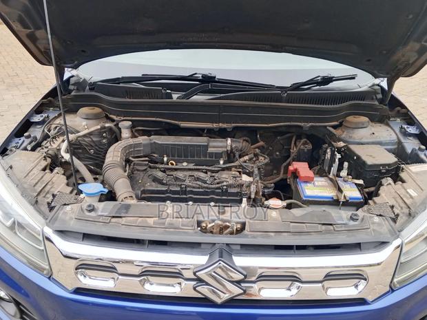 Suzuki Vitara 2021 Blue