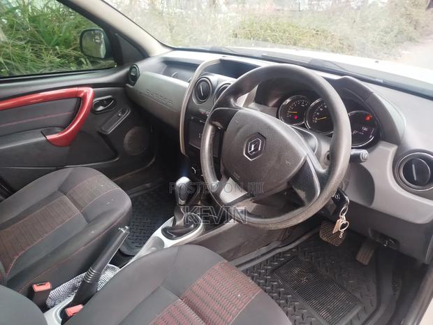 Renault Duster 2018 Silver