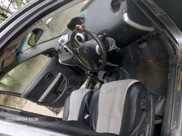 Toyota IST 2006 Gray
