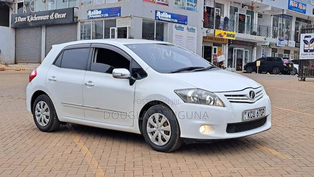 Toyota Auris 2012 White