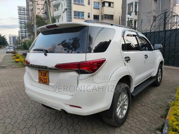 Toyota Fortuner 2015 White