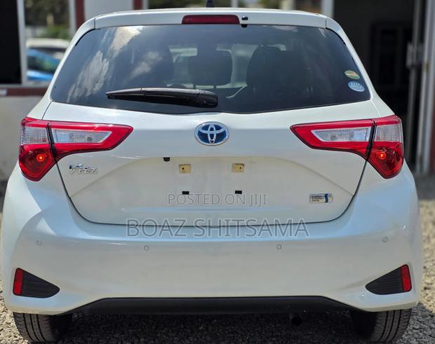 Toyota Vitz 2019 White