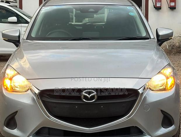 Mazda Demio 2019 Gray