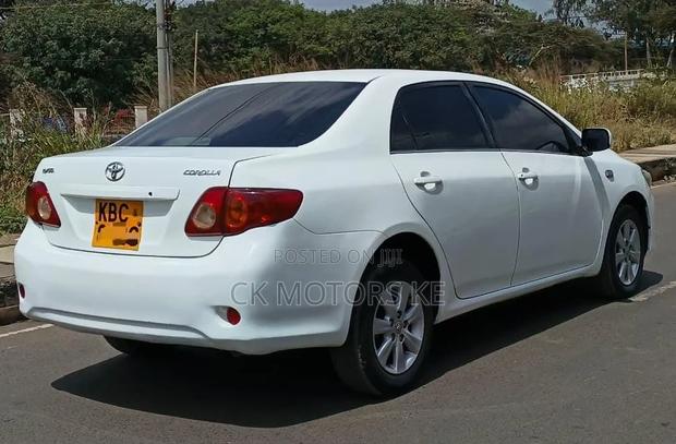 Toyota Corolla 2008 White