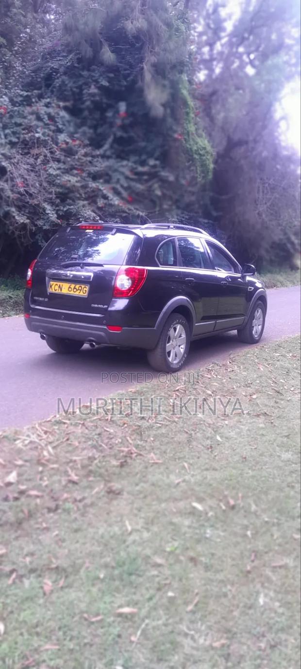 Chevrolet Captiva 2010 Black