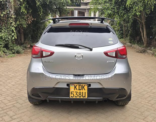 Mazda Demio 2015 Silver