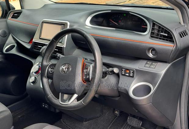 Toyota Sienta 2019 Black