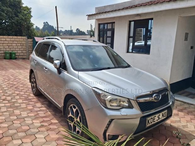 Subaru Forester 2016 Silver