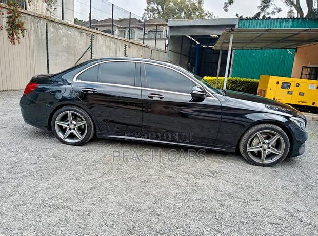 Mercedes-Benz C200 2015 Black