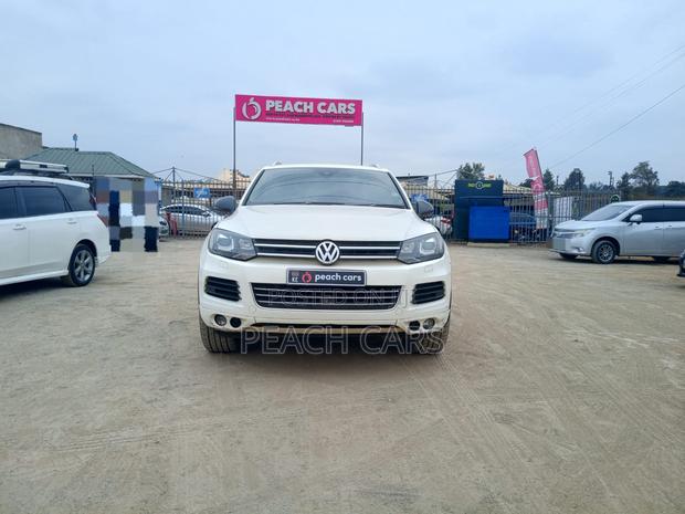 Volkswagen Touareg 2012 White