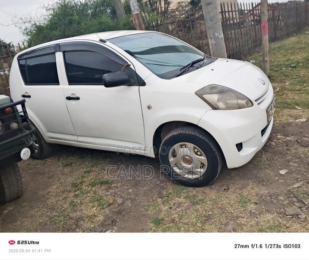 Toyota Passo 2008 White