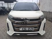 Toyota Noah 2017 White for sale