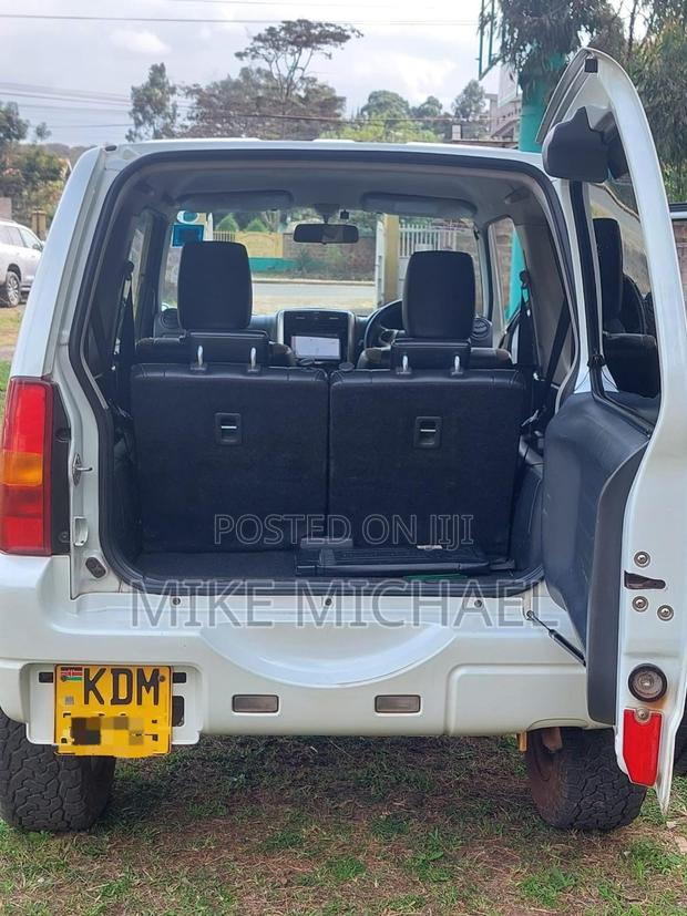 Suzuki Jimny 2016 White
