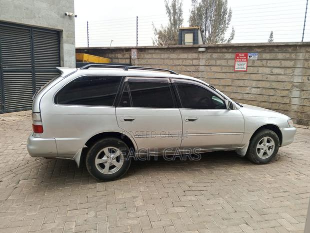 Toyota Corolla 1998 Silver