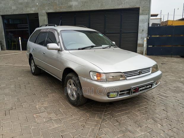 Toyota Corolla 1998 Silver