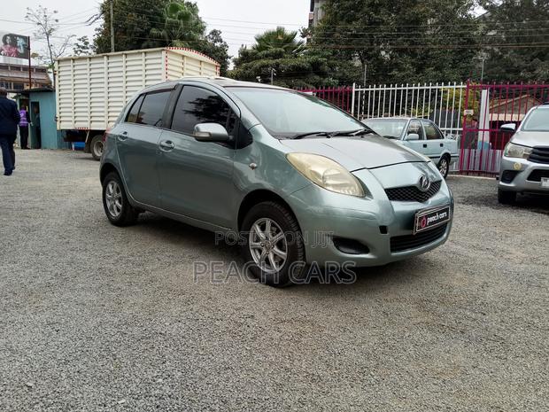 Toyota Vitz 2009 Green
