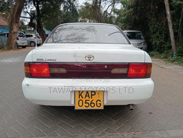 Toyota Sprinter 1999 White