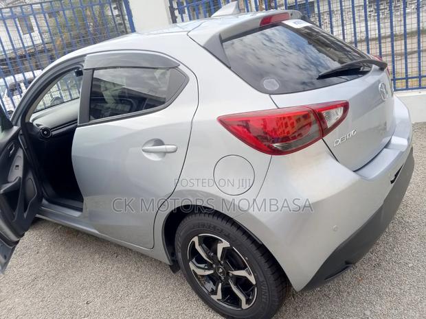 Mazda Demio 2019 Gray