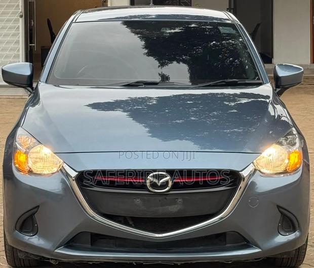 Mazda Demio 2016 Blue