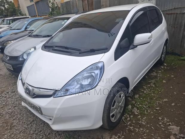 Honda Fit 2011 White