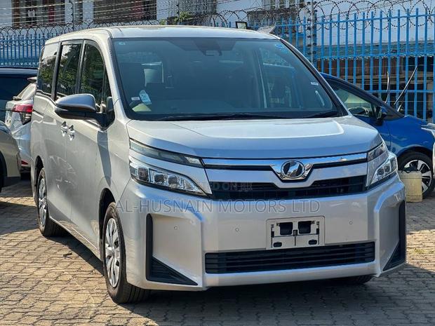 Toyota Voxy V 2WD 8-Seater 2020 Silver