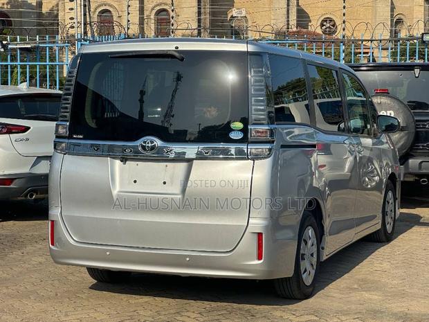 Toyota Voxy V 2WD 8-Seater 2020 Silver