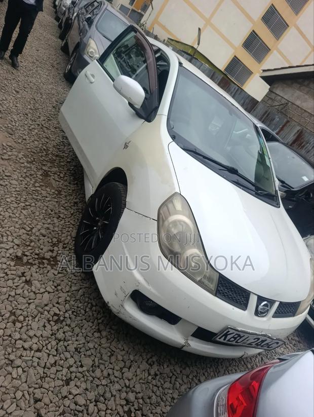 Nissan Wingroad 2005 White