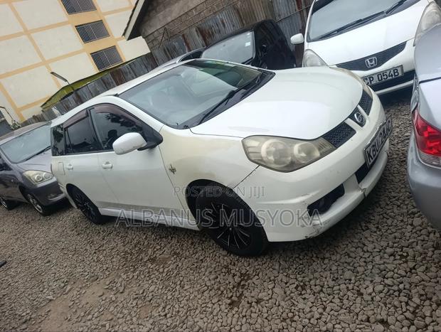 Nissan Wingroad 2005 White