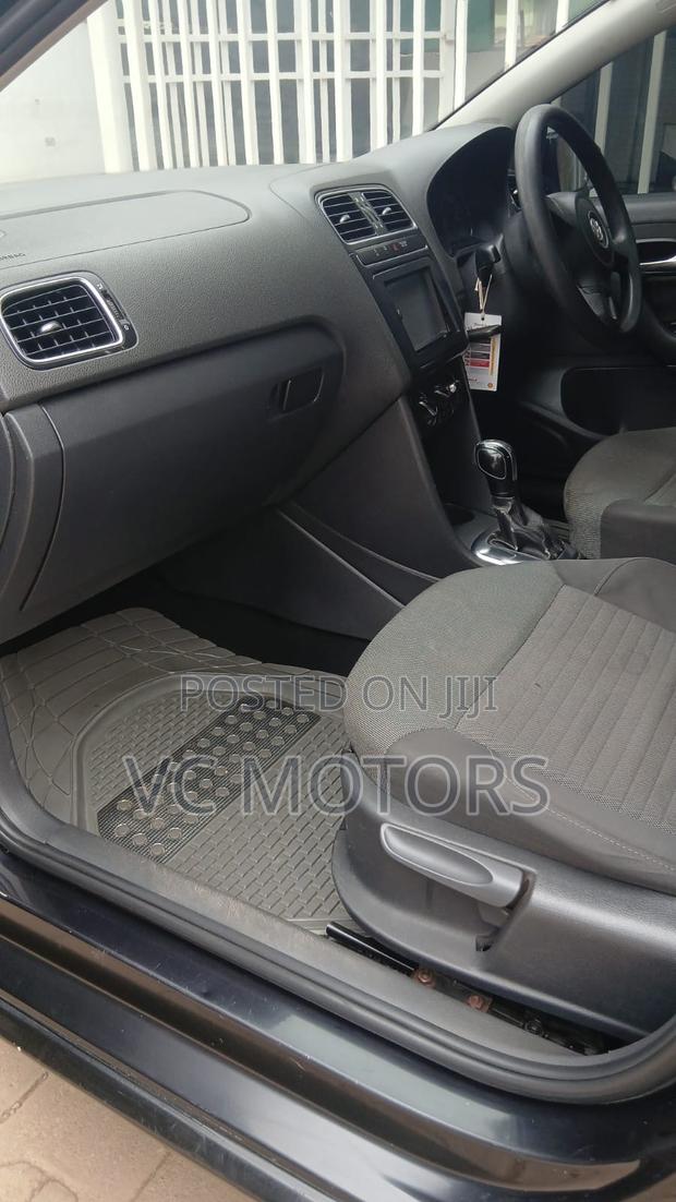 Volkswagen Polo 1.2 TSI 2012 Black