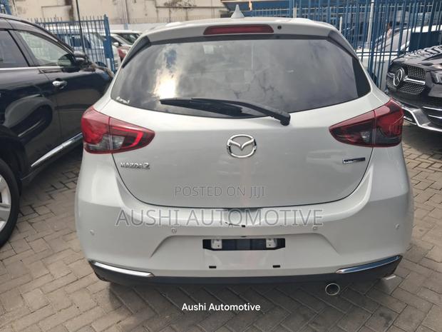 Mazda 2 2019