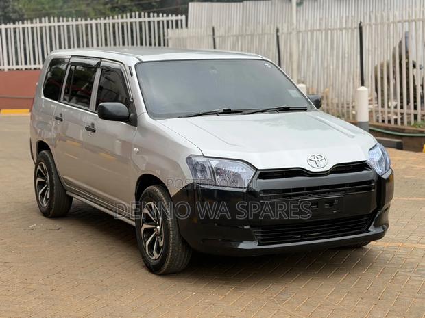 Toyota Probox 2016 Silver