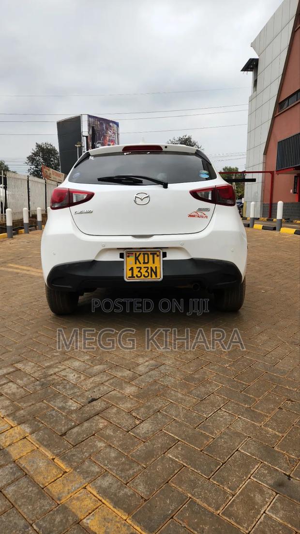Mazda Demio 2018 White