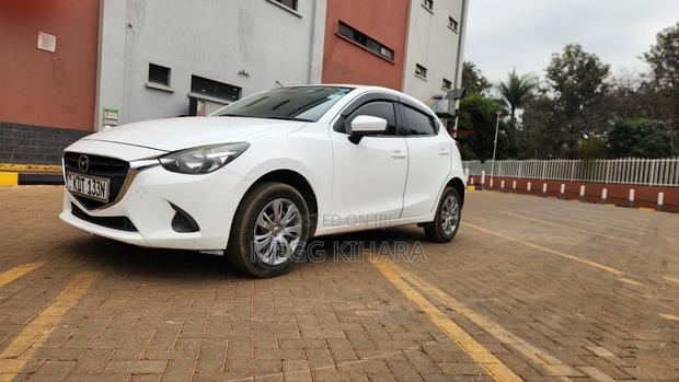 Mazda Demio 2018 White