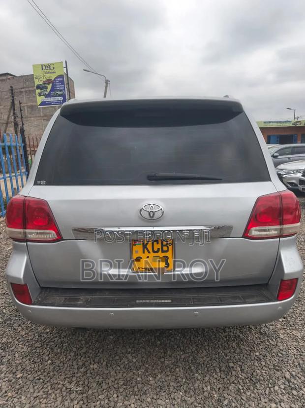Toyota Land Cruiser 2008 Silver