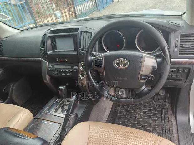 Toyota Land Cruiser 2008 Silver
