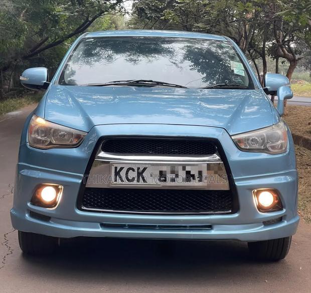 Mitsubishi RVR 2.0 2011