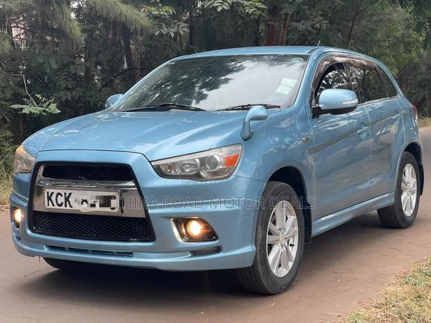 Mitsubishi RVR 2.0 2011