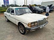 Mercedes-Benz C200 1980 White for sale