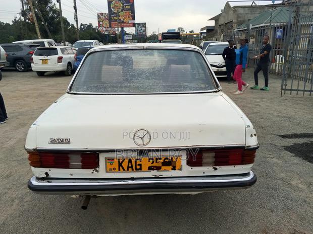 Mercedes-Benz C200 1980 White