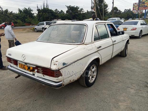 Mercedes-Benz C200 1980 White