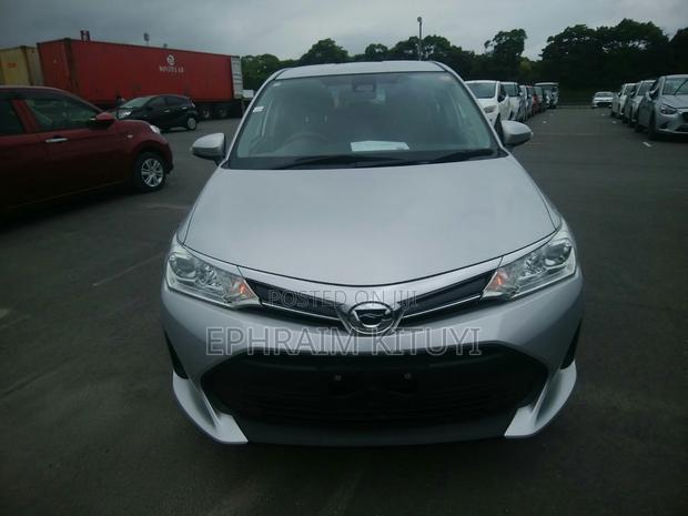 Toyota Corolla Fielder 2021 Silver