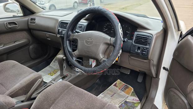 Toyota Corona 1999 White