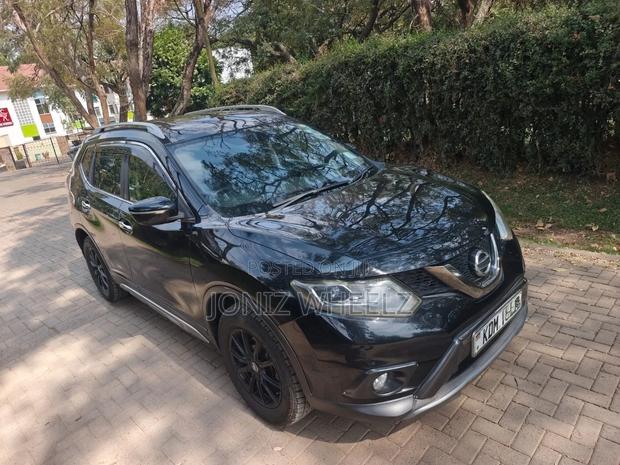 Nissan X-Trail 2016 Black