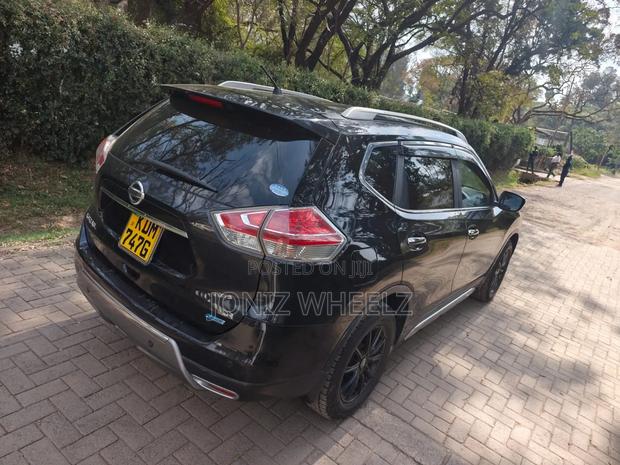 Nissan X-Trail 2016 Black