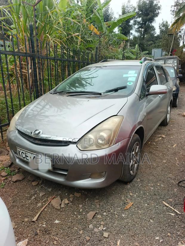 Toyota Wish 2008 Gray
