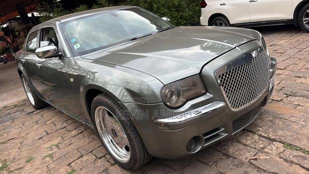 Chrysler 300C 2007 Gray