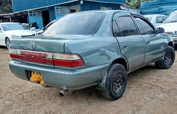 Toyota Corolla 1997 Gray