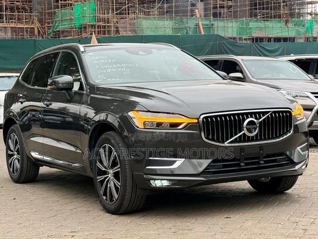 Volvo XC60 2019 Gray