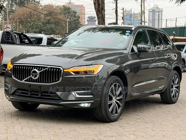 Volvo XC60 2019 Gray